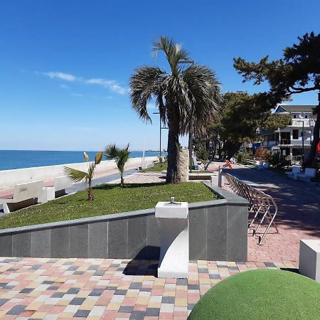 Apartment Mandarin Кобулети Экстерьер фото